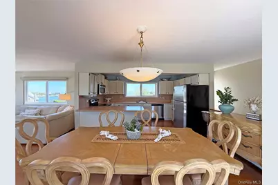 19 Cold Spring Court, Southampton, NY 11968 - Photo 9