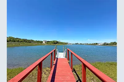 19 Cold Spring Court, Southampton, NY 11968 - Photo 3