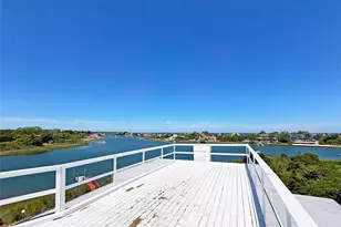 19 Cold Spring Ct, Southampton, NY 11968 - Photo 5