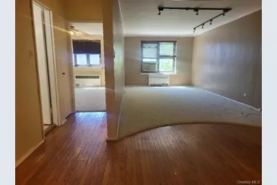 87-56 Francis Lewis Boulevard #B62, Queens Village, NY 11427 - Photo 5