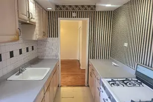 87-56 Francis Lewis Blvd, Queens Village, NY 11427 - Photo 7