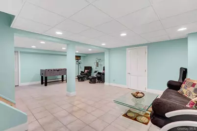 3987 Bayberry Lane, Seaford, NY 11783 - Photo 29