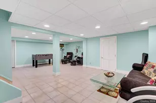 3987 Bayberry Ln, Seaford, NY 11783 - Photo 29