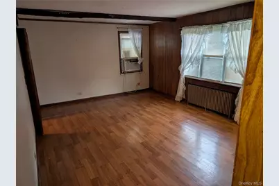 228 Morsemere Avenue, Yonkers, NY 10703 - Photo 7