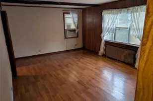 228 Morsemere Ave, Yonkers, NY 10703 - Photo 7