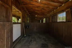 2 North St, Manorville, NY 11949 - Photo 13