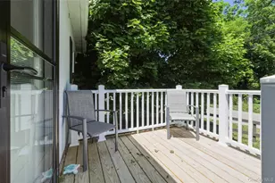 2 North St, Manorville, NY 11949 - Photo 19