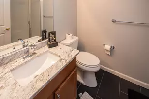 303 Bridgeview Dr, Poughkeepsie, NY 12601 - Photo 13