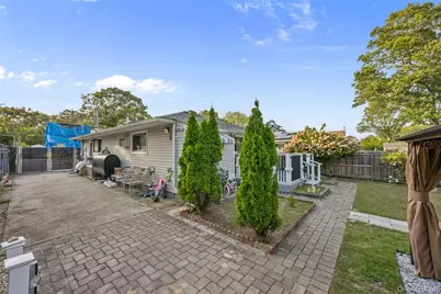 87 Biltmore Drive, Mastic Beach, NY 11951 - Photo 15