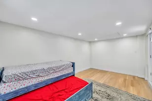 86-38 232nd St, Queens Village, NY 11427 - Photo 33