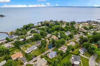 22 Potters Lane, New Rochelle, NY 10805 - Photo 25