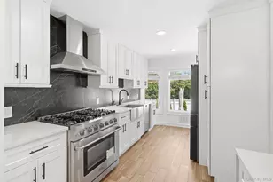 2 Lambert Rd, White Plains, NY 10605 - Photo 7