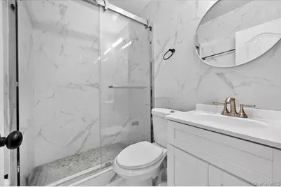 14549 115th Avenue, Jamaica, NY 11436 - Photo 17