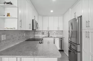 166-10 Powells Cove Blvd, Whitestone, NY 11357 - Photo 9