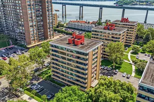 166-10 Powells Cove Blvd, Whitestone, NY 11357 - Photo 7