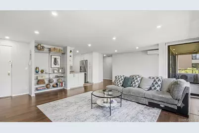 166-10 Powells Cove Boulevard #6C, Whitestone, NY 11357 - Photo 3