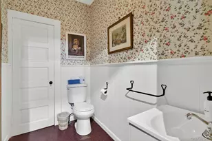 219 Husdon St, Hawley, PA 18428 - Photo 15