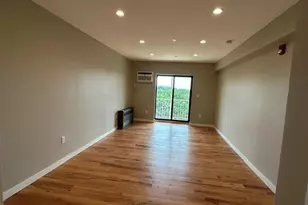 671 Bronx River Rd, Yonkers, NY 10704 - Photo 5