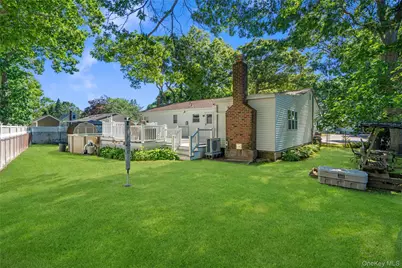 35 Corbin Avenue, Shirley, NY 11967 - Photo 31