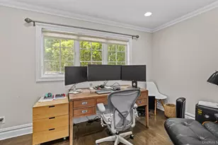 25 Bay Driveway, Manhasset, NY 11030 - Photo 13