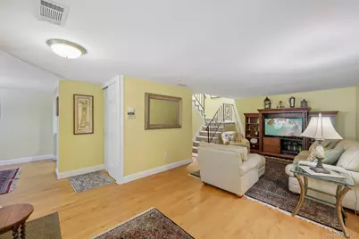 360 Birchwood Road, Medford, NY 11763 - Photo 7