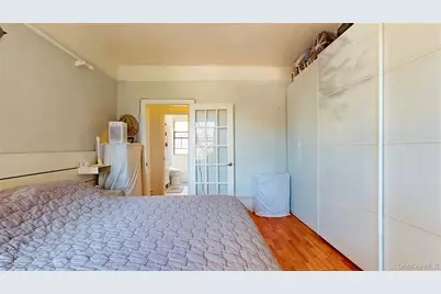 4-6 W 105th Street #6A, New York, NY 10025 - Photo 23
