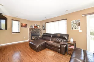11 Glenda Dr, West Babylon, NY 11704 - Photo 7