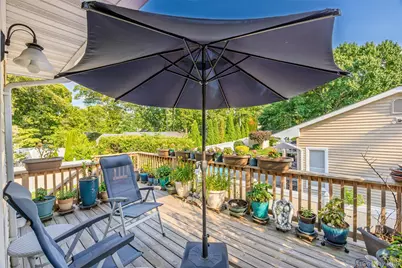 111 Brunswick Road, Ronkonkoma, NY 11779 - Photo 27