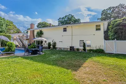 111 Brunswick Road, Ronkonkoma, NY 11779 - Photo 39