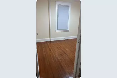 70 Staples Street, Farmingdale, NY 11735 - Photo 9