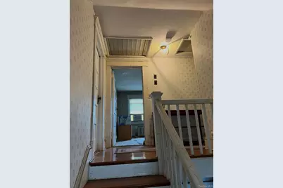 70 Staples Street, Farmingdale, NY 11735 - Photo 13