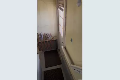 70 Staples Street, Farmingdale, NY 11735 - Photo 29