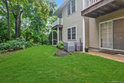 1125 Savoy Drive, Melville, NY 11747 - Photo 17