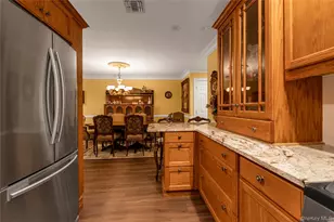 1125 Savoy Dr, Melville, NY 11747 - Photo 11