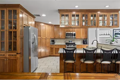 6 Barry Court, Valley Cottage, NY 10989 - Photo 5