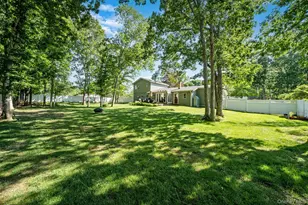 47 Fox Ln, Shoreham, NY 11786 - Photo 31