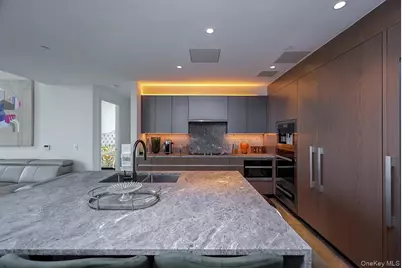 133-36 37th Avenue #PH3B, Flushing, NY 11354 - Photo 3