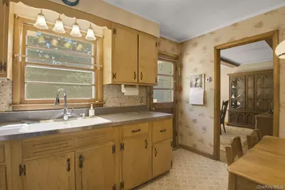 22 Greenvale Farms Road, Poughkeepsie, NY 12603 - Photo 9