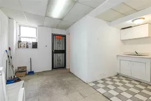 153-35 60th Ave, Flushing, NY 11355 - Photo 17