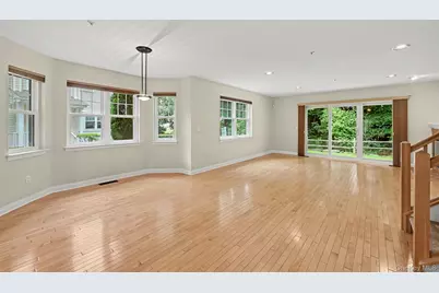 34 Winding Ridge Road, White Plains, NY 10603 - Photo 7