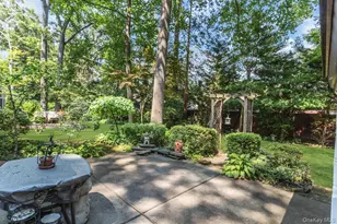 110 Connecticut Ave, Freeport, NY 11520 - Photo 37