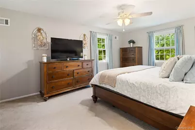 14 Briarwood Lane, Pleasantville, NY 10570 - Photo 27