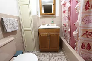 72-19 66th Rd, Middle Village, NY 11379 - Photo 19