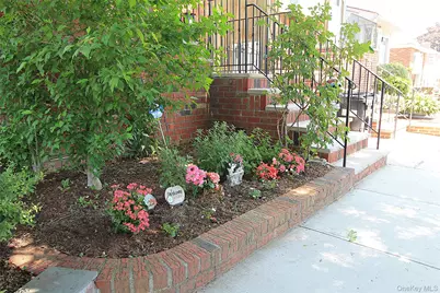 72-19 66th Road, Middle Village, NY 11379 - Photo 3