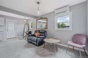 25 E Seacrest Ave, Lindenhurst, NY 11757 - Photo 39