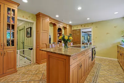 72 Brookfield Road, Mount Vernon, NY 10552 - Photo 13