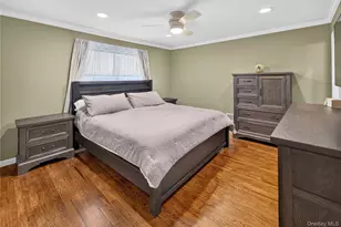 76 Burlington Blvd, Smithtown, NY 11787 - Photo 5