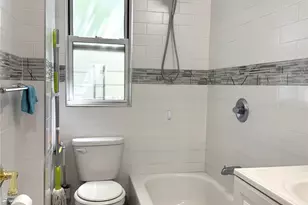 141-35 79th Ave, Flushing, NY 11367 - Photo 15