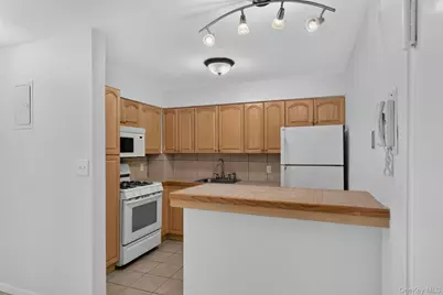 175 Archer Street #4A, Freeport, NY 11520 - Photo 7
