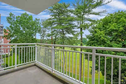 1255 North Avenue #B-4j, New Rochelle, NY 10804 - Photo 11